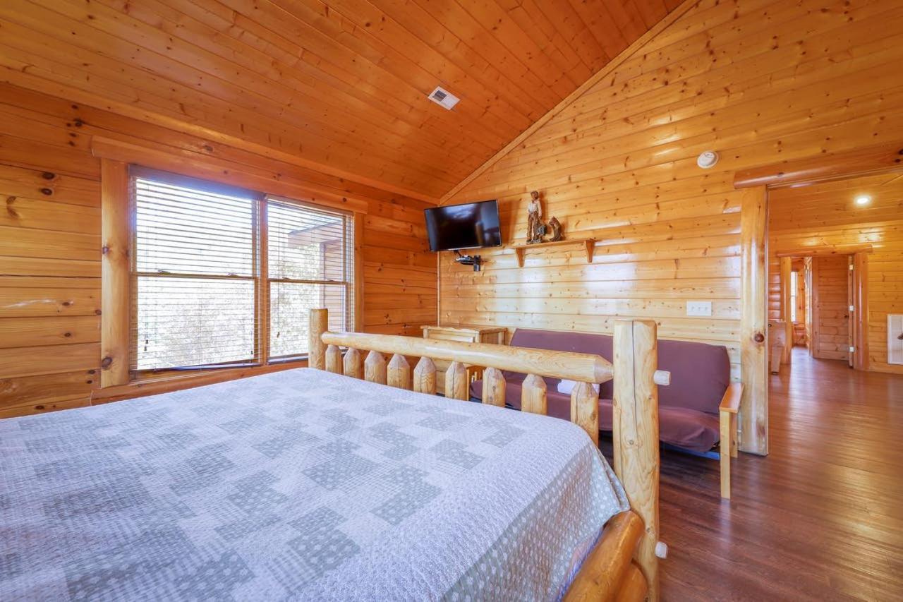 Black Bear Ridge Resort: Valhalla Manor By Dc เซอเวียร์วีล ภายนอก รูปภาพ