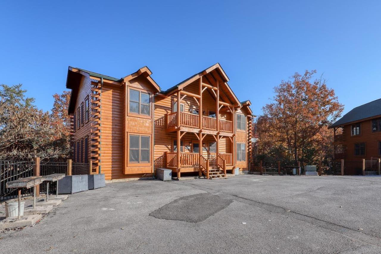 Black Bear Ridge Resort: Valhalla Manor By Dc เซอเวียร์วีล ภายนอก รูปภาพ